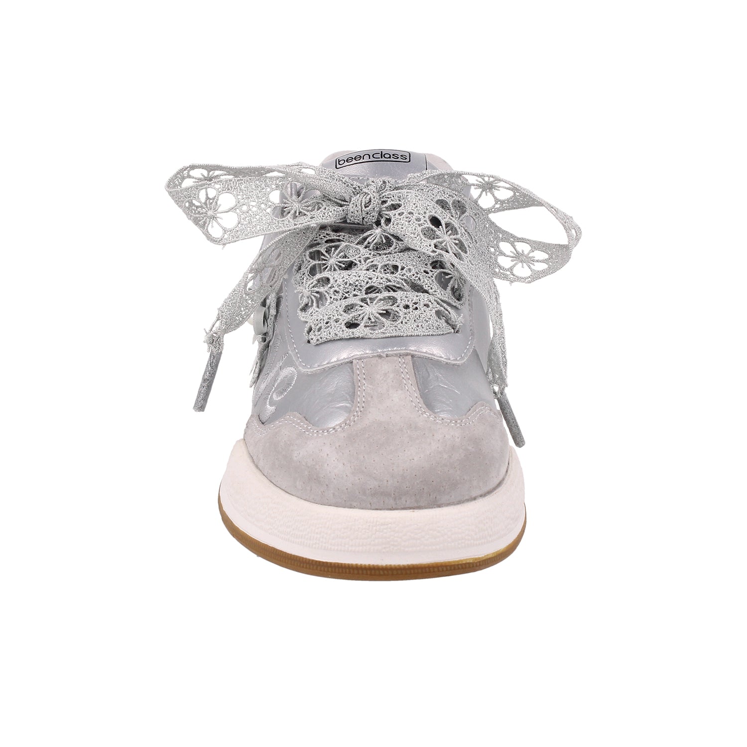 Tenis Urbano Been Class color Plata para Niña