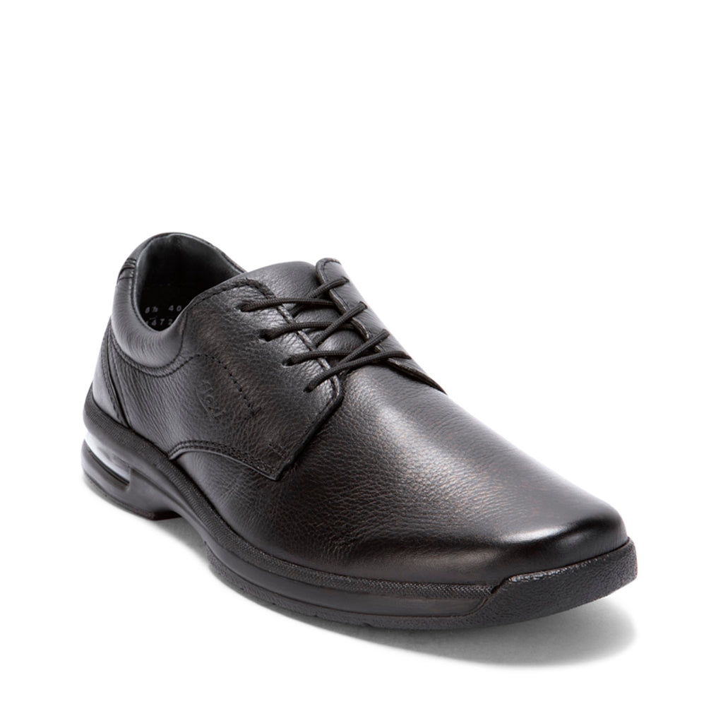 Zapato para hombre de piel color negro marca Flexi