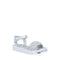 Sandalia de tacón bajo Vazza color plata diseño trenzado en correa para Jr. niña